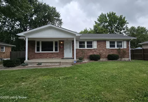 5014 Lesabre Dr, Louisville, KY 40216