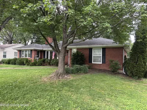 413 Deerfield Ln, Louisville, KY 40207