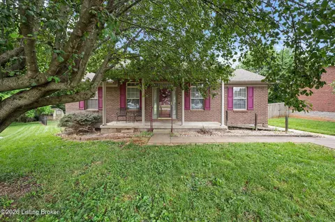 108 Kenton Dr, Bardstown, KY 40004