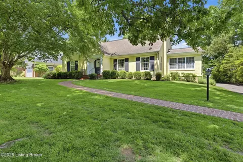 3723 Fairway Ln, Louisville, KY 40207