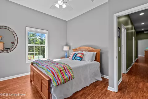 Bedroom - 132 Cypress Ln, Bee Spring, KY 42207 photo 11 of 14