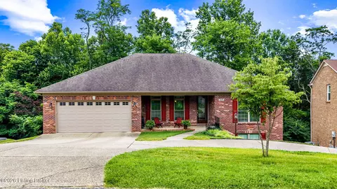 4418 Deepwood Dr, Louisville, KY 40241