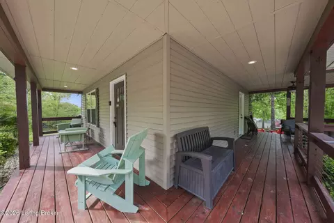 Exterior - 49 Circle Dr, Clarkson, KY 42726 photo 2 of 6