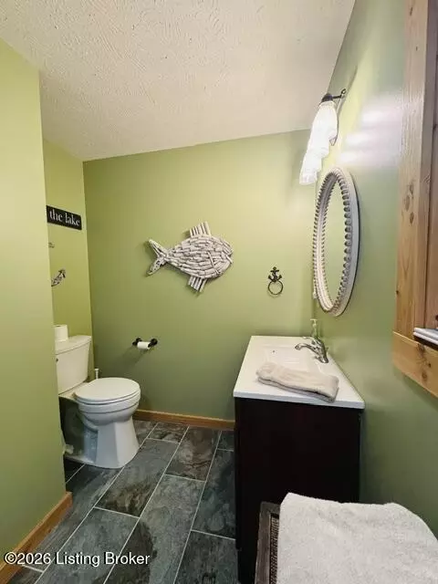 Bath - 49 Circle Dr, Clarkson, KY 42726 photo 3 of 4