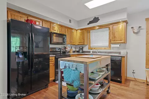 Kitchen - 49 Circle Dr, Clarkson, KY 42726 photo 1 of 3