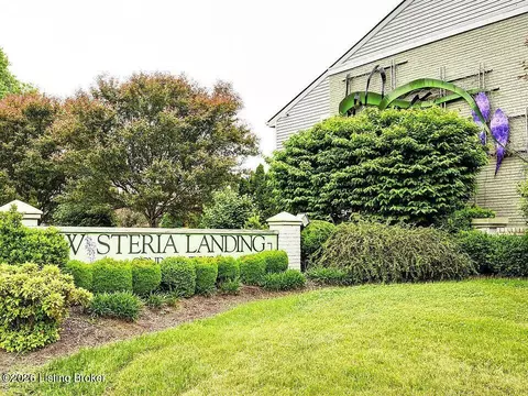 4308 Wisteria Landing Cir #201, Louisville, KY 40218
