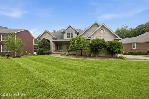 8109 Windsor Lakes Ct, Louisville, KY 40214