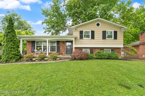 9806 Grenfell Way, Louisville, KY 40242