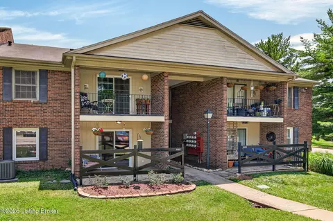 8007 Montero Dr # F6, Prospect, KY 40059