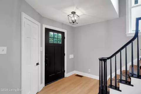 2811 Arlington Rd, Louisville, KY 40220