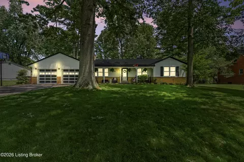 1720 Lynnwood Dr, New Albany, IN 47150
