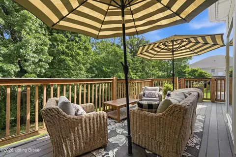 138 Woodhill Rd, Bardstown, KY 40004