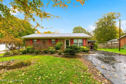 2433 Armstrong Ln, Mount Washington, KY 40047