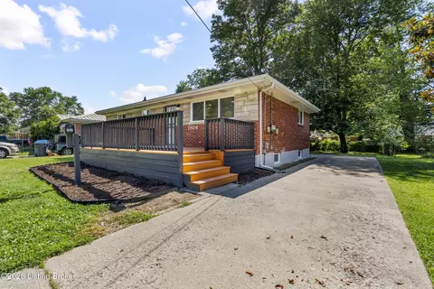 7804 Daffodil Dr, Louisville, KY 40258