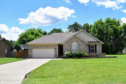 581 Justin Trl, Mount Washington, KY 40047