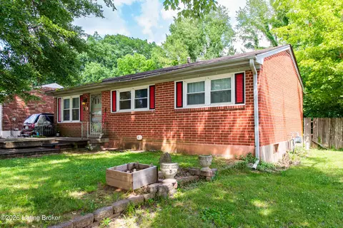 9307 Lantana Dr, Louisville, KY 40229