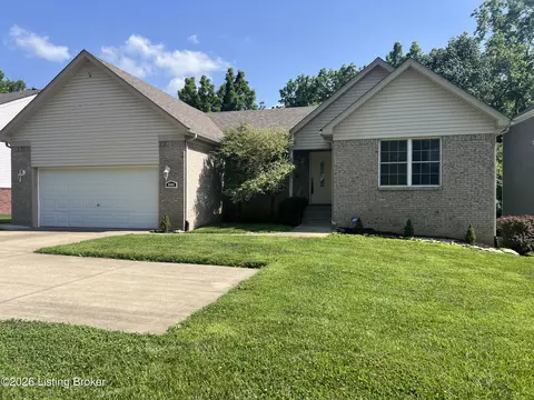 6006 Ledgerock Cove Pl, Louisville, KY 40219