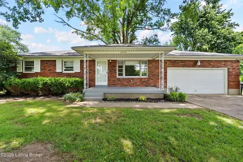 4828 Kaufman Ln, Louisville, KY 40216