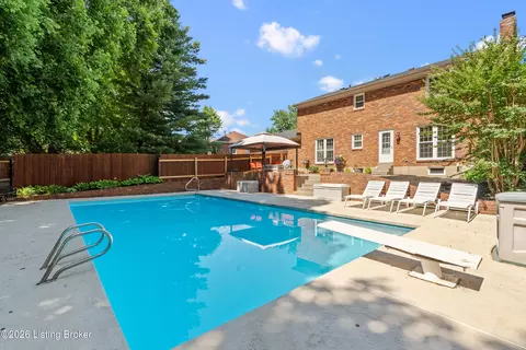 3910 San Marcos Rd, Jeffersontown, KY 40299
