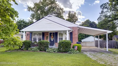 9712 Polaris Dr, Louisville, KY 40229