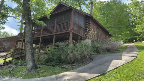 403 Timberlake Ln, Mc Daniels, KY 40152