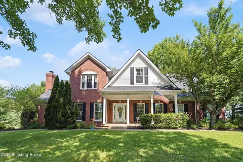 2302 Winterhaven Ct, Prospect, KY 40059