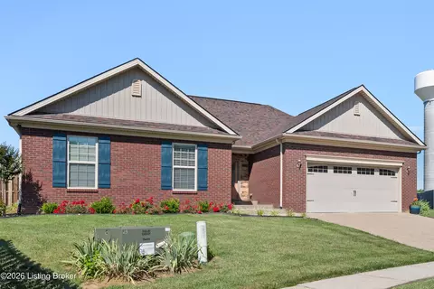 390 Cactus Ct, Shelbyville, KY 40065