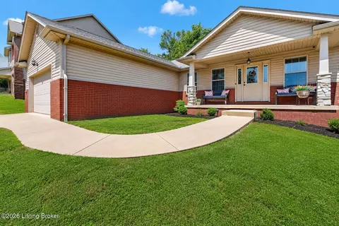 116 Vineland Parkway Dr, Vine Grove, KY 40175