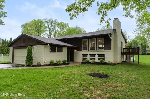 13304 River Bluff Ct, Prospect, KY 40059