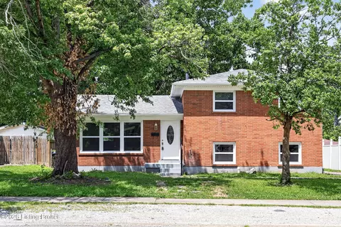 1109 Cristland Rd, Louisville, KY 40214