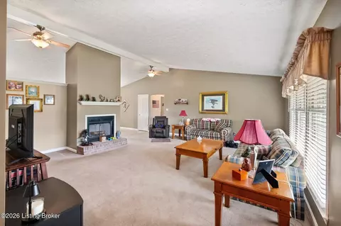 1246 Giltner Rd, Smithfield, KY 40068 photo 9