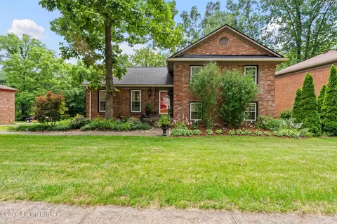 404 Timberlake Trl, Louisville, KY 40245