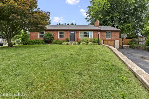 9901 Nanka Rd, Louisville, KY 40272