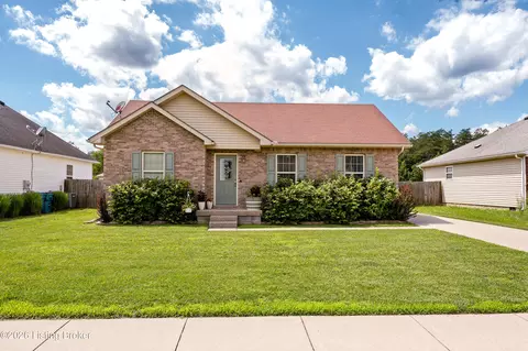 281 Madison Rae Blvd, Shepherdsville, KY 40165