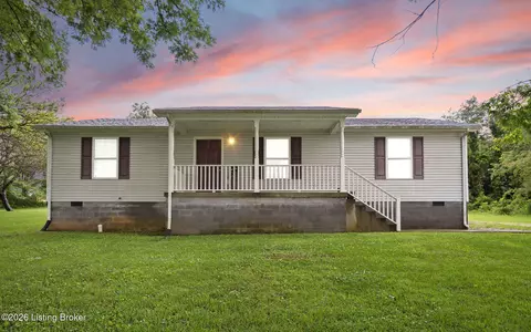 6149 Hardinsburg Rd, Cecilia, KY 42724