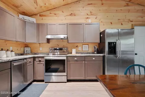 Kitchen - 140 Cochise Rd, Cub Run, KY 42729 photo 1 of 3
