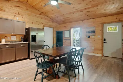 Dining - 140 Cochise Rd, Cub Run, KY 42729 photo 3 of 4