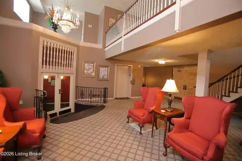 1602 Gardiner Ln #233, Louisville, KY 40205