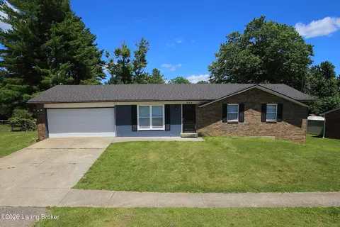 842 S Atcher St, Radcliff, KY 40160