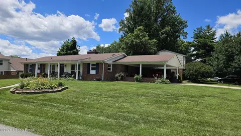 8919 Bingham Dr, Louisville, KY 40242