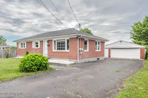 7305 Edenderry Ln, Louisville, KY 40219