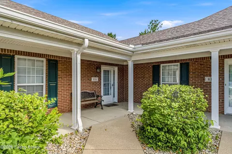 816 Garden Pointe Dr, Simpsonville, KY 40067