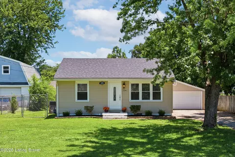 13301 Ashlawn Dr, Louisville, KY 40272