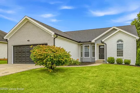 1153 Summit Dr, Shelbyville, KY 40065