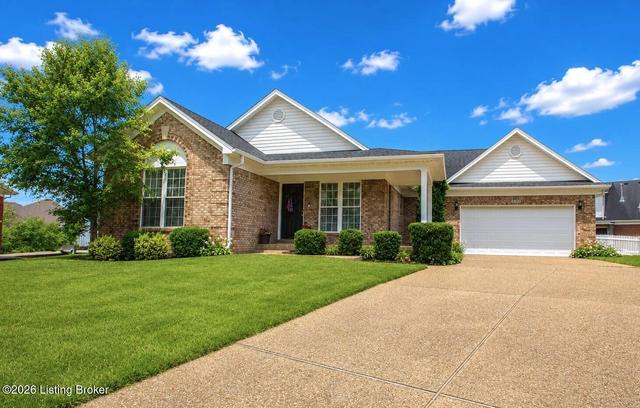 6102 Top Hat Ct, Louisville, KY 40258