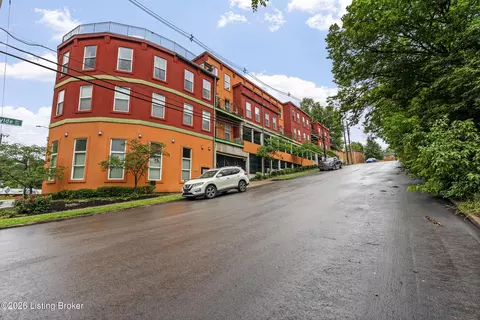 2411 Brownsboro Rd #302, Louisville, KY 40206