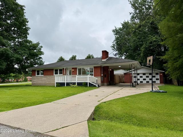 6308 Flintlock Cir, Louisville, KY 40216