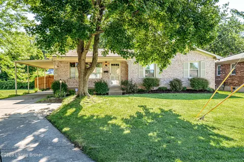 4501 Swako Ln, Louisville, KY 40216