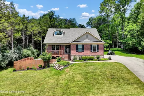 2823 Hollow Oak Dr, Crestwood, KY 40014