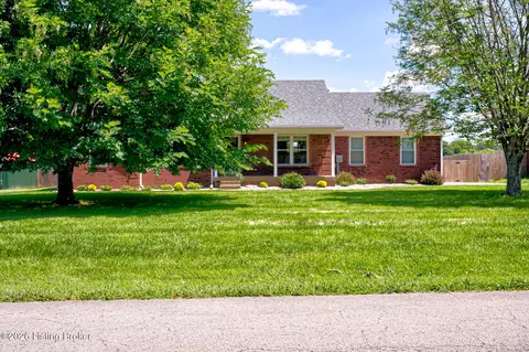 688 Meadowland, Shepherdsville, KY 40165